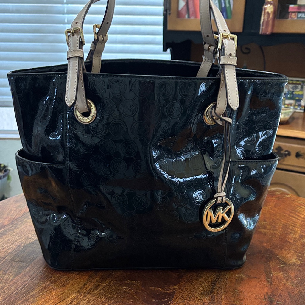 Michael Kors Jet Set Large Black Patent Leather Handbag
